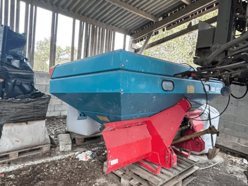 Düngerstreuer des Typs Sulky GLX, Gebrauchtmaschine in CINTHEAUX