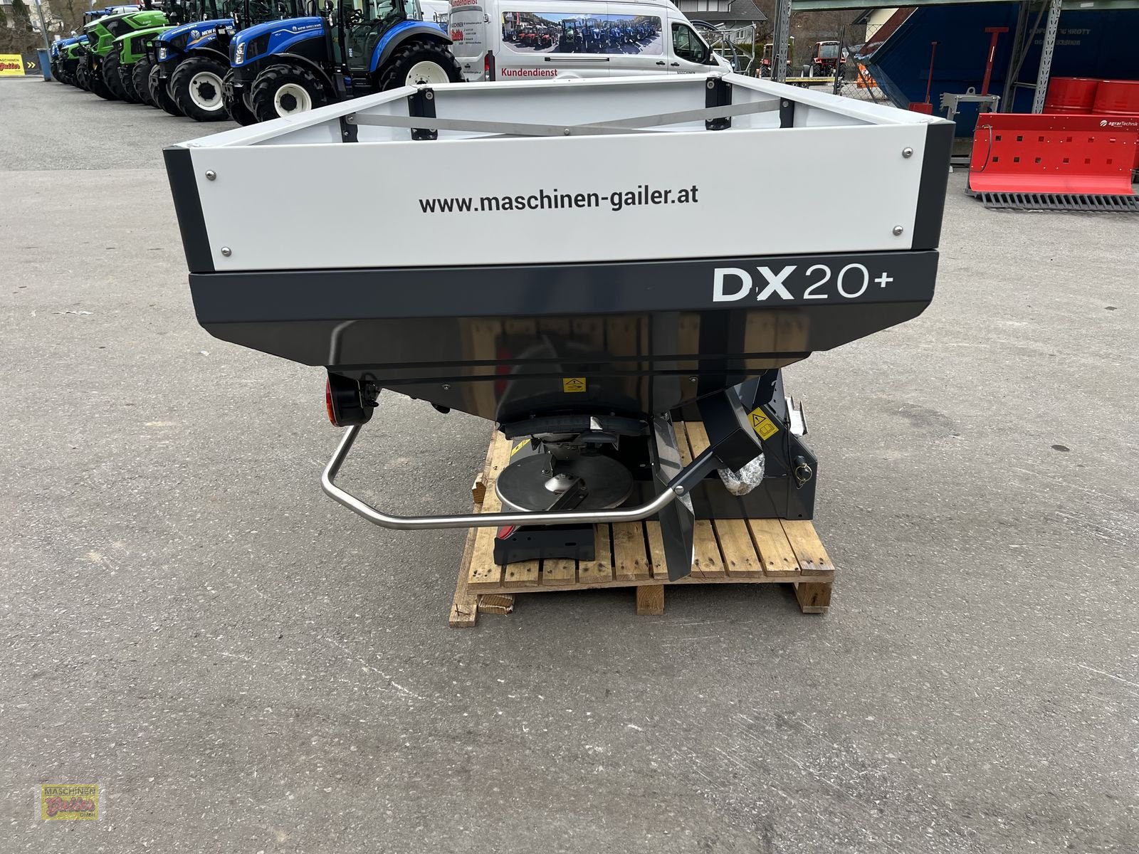 Düngerstreuer des Typs Sulky SKY DX 20 1500 Liter, Neumaschine in Kötschach (Bild 4)