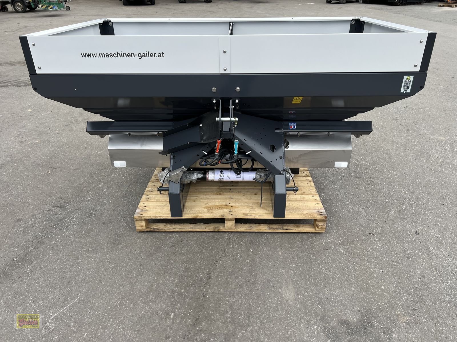 Düngerstreuer des Typs Sulky SKY DX 20 1500 Liter, Neumaschine in Kötschach (Bild 7)