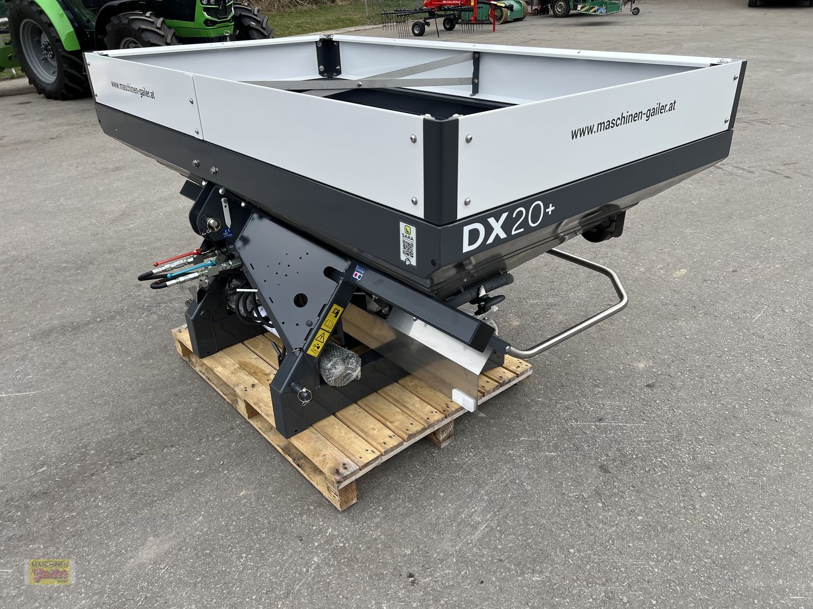 Düngerstreuer des Typs Sulky SKY DX 20 1500 Liter, Neumaschine in Kötschach (Bild 5)