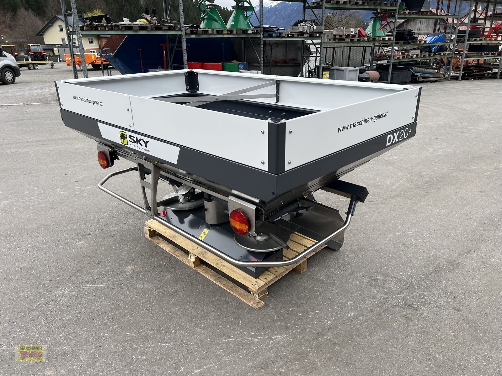 Düngerstreuer des Typs Sulky SKY DX 20 1500 Liter, Neumaschine in Kötschach (Bild 3)