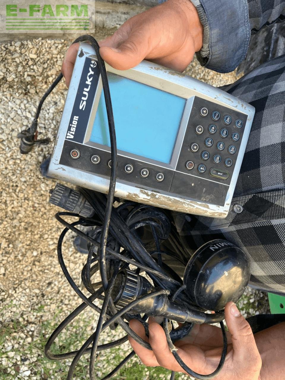 Düngerstreuer des Typs Sulky x 36, Gebrauchtmaschine in ST ANDIOL (Bild 2)