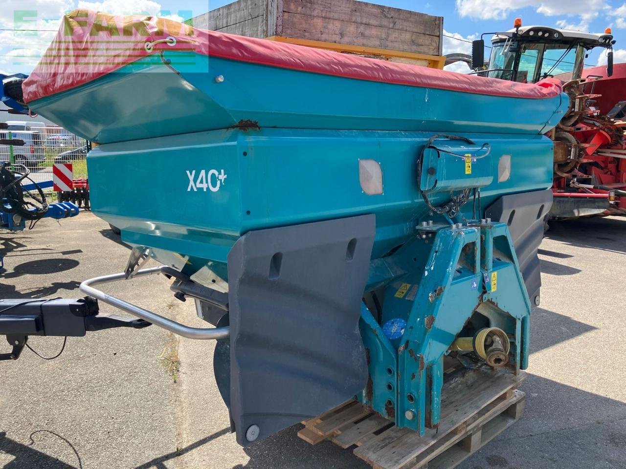 Düngerstreuer typu Sulky x 40 +, Gebrauchtmaschine v BLENDECQUES (Obrázek 2)