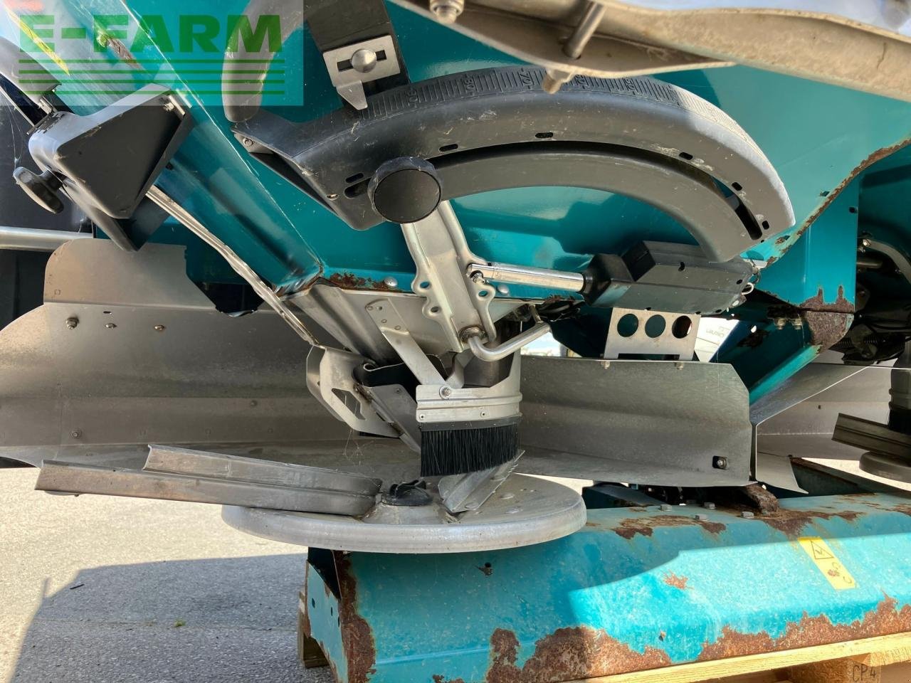 Düngerstreuer typu Sulky x 40 +, Gebrauchtmaschine v BLENDECQUES (Obrázek 4)