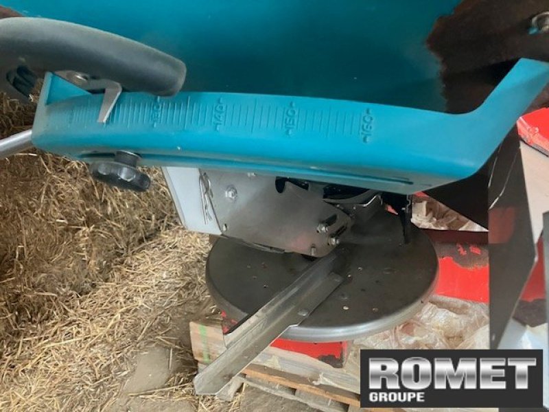 Düngerstreuer des Typs Sulky X36, Gebrauchtmaschine in Gennes sur glaize (Bild 6)