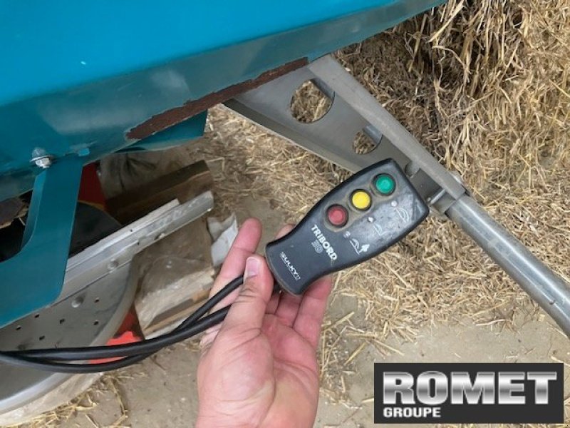 Düngerstreuer des Typs Sulky X36, Gebrauchtmaschine in Gennes sur glaize (Bild 5)