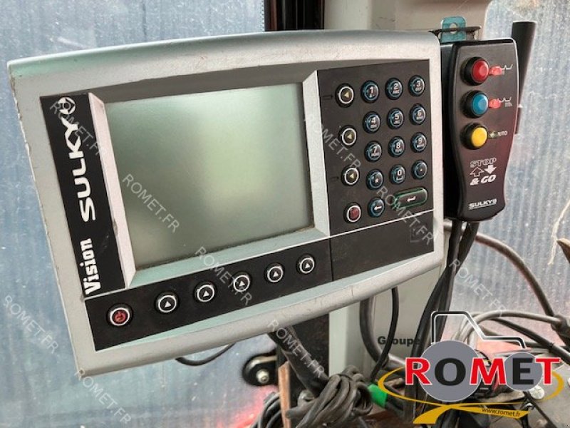 Düngerstreuer des Typs Sulky X36, Gebrauchtmaschine in Gennes sur glaize (Bild 5)