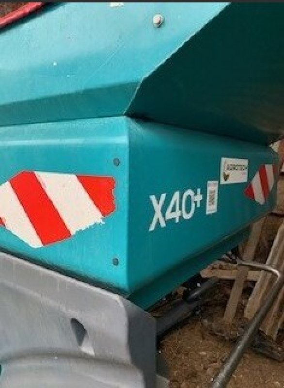 Düngerstreuer des Typs Sulky X40 +, Gebrauchtmaschine in ROYE (Bild 3)