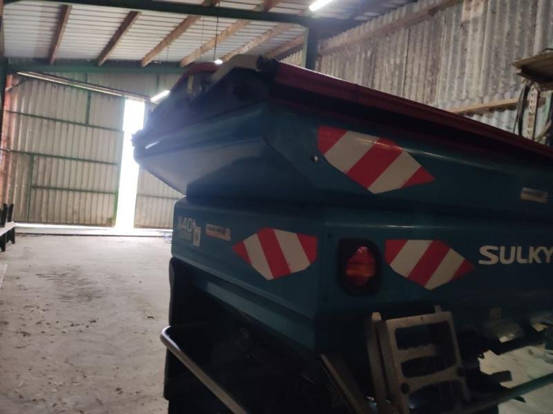 Düngerstreuer от тип Sulky X40-ECONOV, Gebrauchtmaschine в ANTIGNY (Снимка 4)