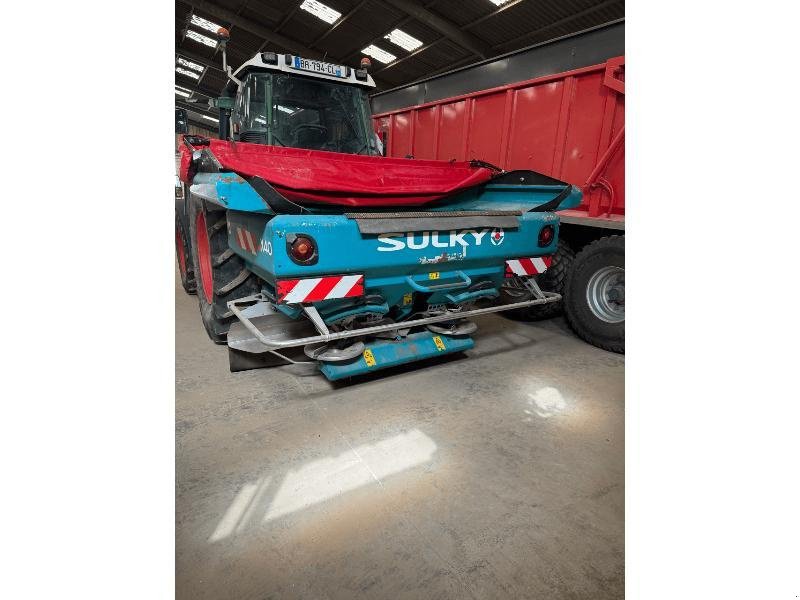 Düngerstreuer typu Sulky X40, Gebrauchtmaschine v ESCAUDOEUVRES (Obrázek 2)