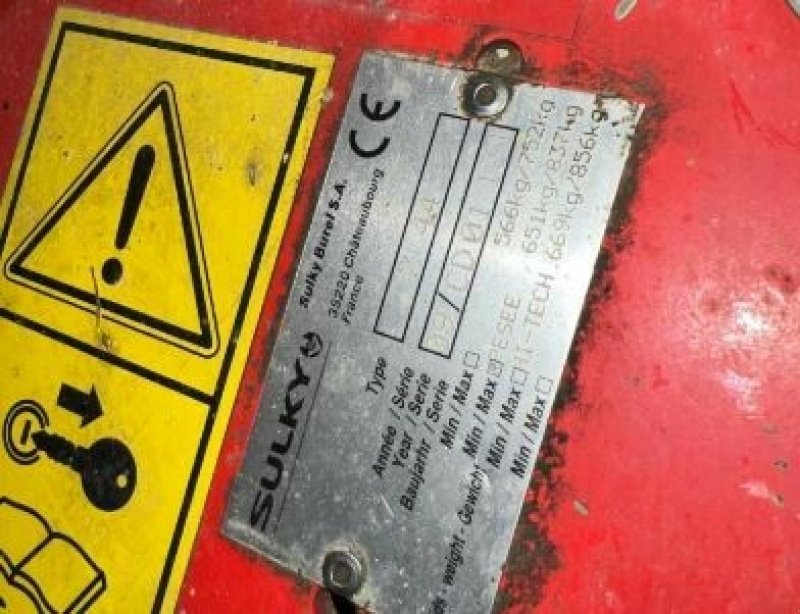 Düngerstreuer des Typs Sulky X44  WPB TRIBORD, Gebrauchtmaschine in VAROIS & CHAIGNOT (Bild 4)