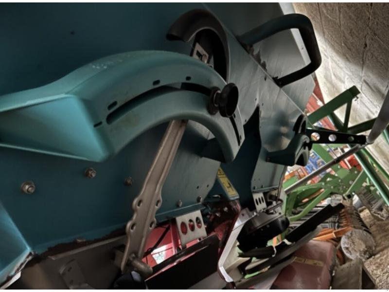 Düngerstreuer Türe ait Sulky X44, Gebrauchtmaschine içinde ROYE (resim 9)