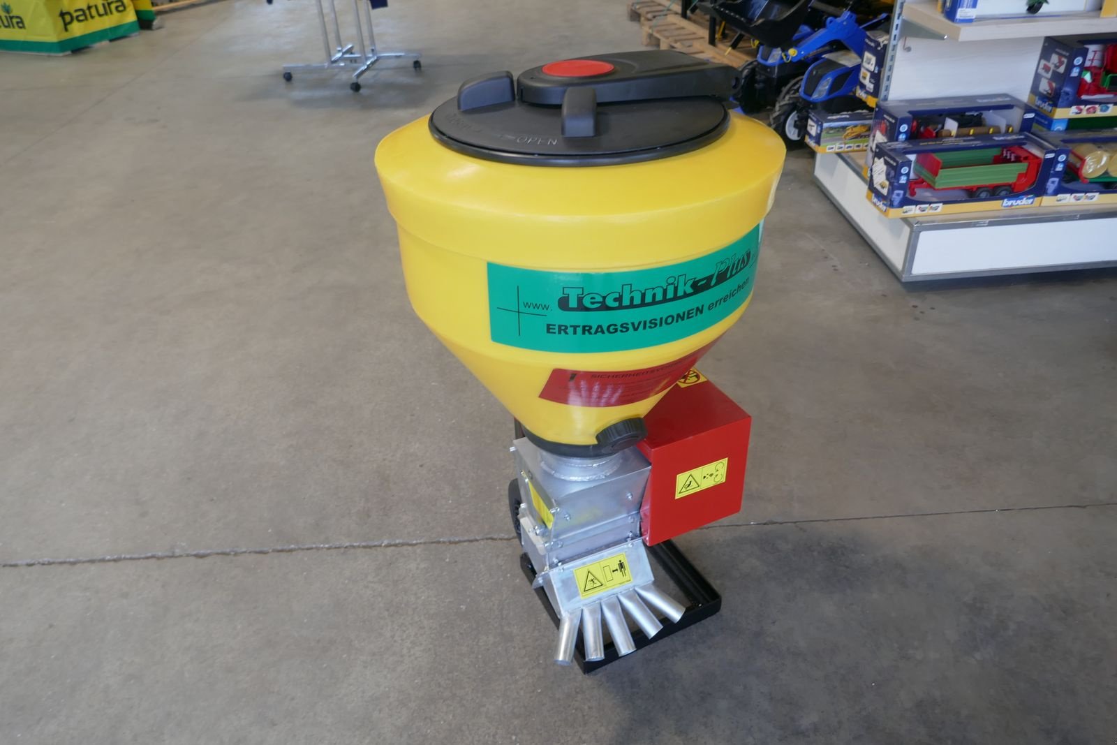 Düngerstreuer typu Technik-Plus E5600-60, Gebrauchtmaschine w Villach (Zdjęcie 1)