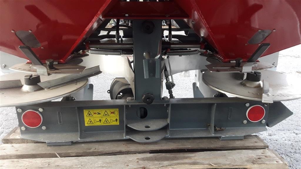Düngerstreuer типа Unia MX 1200, Gebrauchtmaschine в Hadsund (Фотография 13)