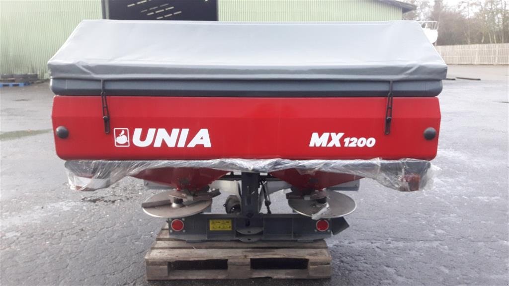 Düngerstreuer типа Unia MX 1200, Gebrauchtmaschine в Hadsund (Фотография 10)