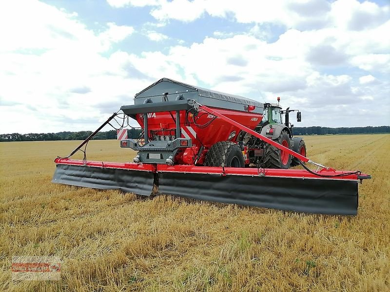 Düngerstreuer des Typs Unia RCW 120 Plus H Kalkstreuer Düngerstreuer 12000 L, Neumaschine in Ostheim/Rhön (Bild 22)