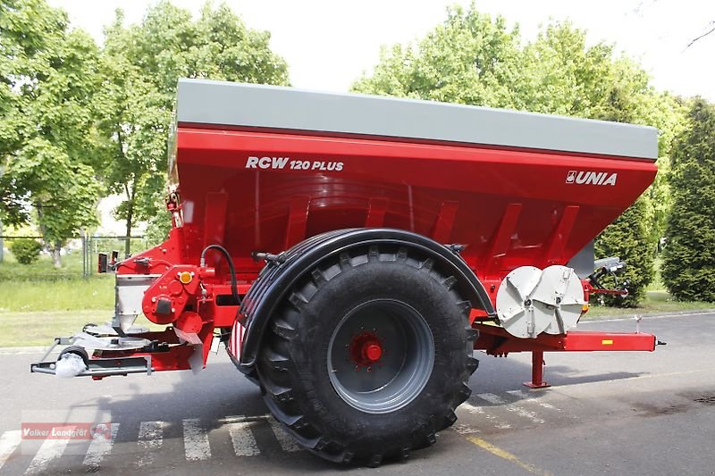 Düngerstreuer des Typs Unia RCW 120 Plus H Kalkstreuer Düngerstreuer 12000 L, Neumaschine in Ostheim/Rhön (Bild 2)