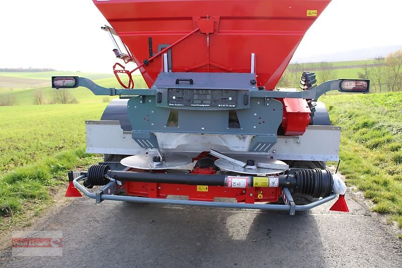 Düngerstreuer des Typs Unia RCW 60 Kalkstreuer Düngerstreuer 6000 L, Neumaschine in Ostheim/Rhön (Bild 8)