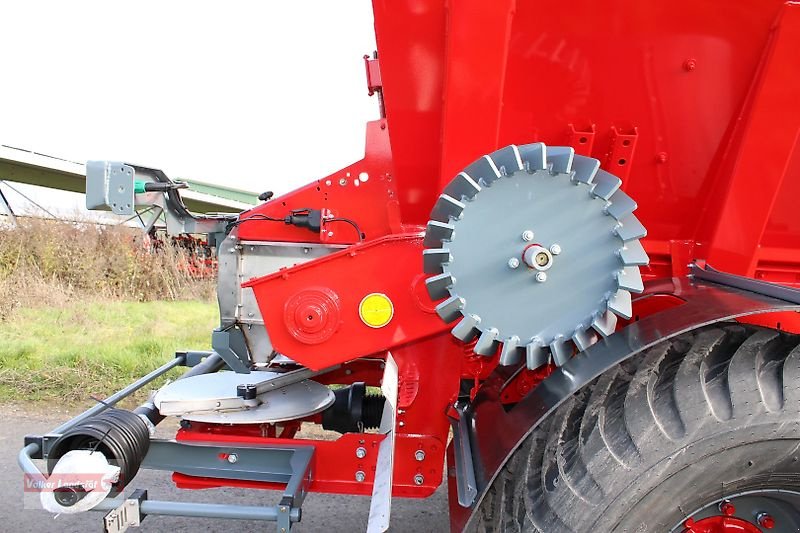 Düngerstreuer Türe ait Unia RCW 60 Kalkstreuer Düngerstreuer 6000 L, Neumaschine içinde Ostheim/Rhön (resim 7)