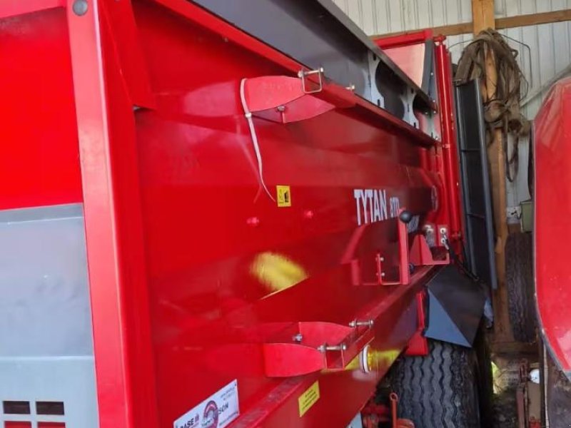 Düngerstreuer typu Unia TYTAN 8 premium TD, Gebrauchtmaschine w Hamburg (Zdjęcie 1)