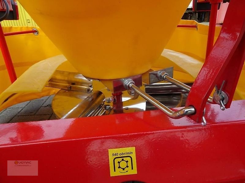 Düngerstreuer des Typs Vemac Trichterstreuer Premium 650 Liter hydraulisch Düngerstreuer Salzstreuer Streuer, Neumaschine in Sülzetal OT Osterweddingen (Bild 9)