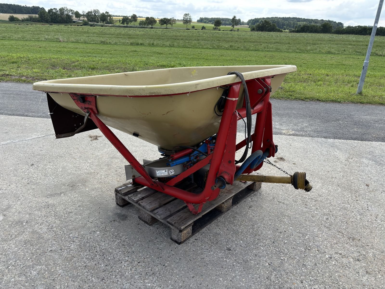 Düngerstreuer typu Vicon AC2 1000, Gebrauchtmaschine v Starrein (Obrázek 3)