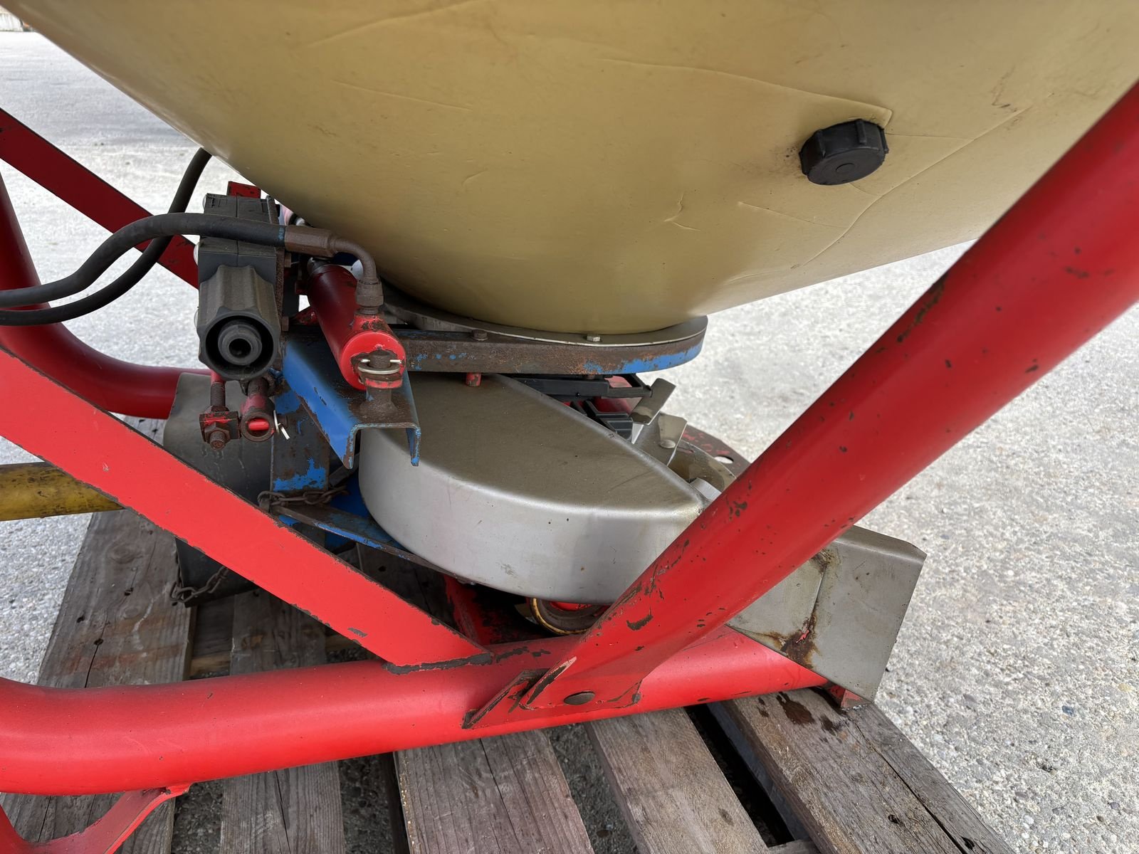 Düngerstreuer typu Vicon AC2 1000, Gebrauchtmaschine v Starrein (Obrázek 8)