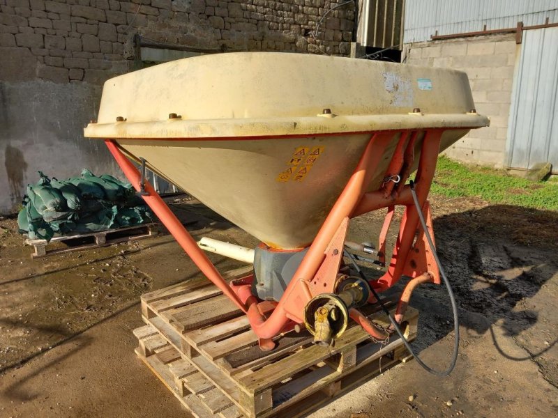 Düngerstreuer tip Vicon PS 604, Gebrauchtmaschine in BRECE (Poză 1)