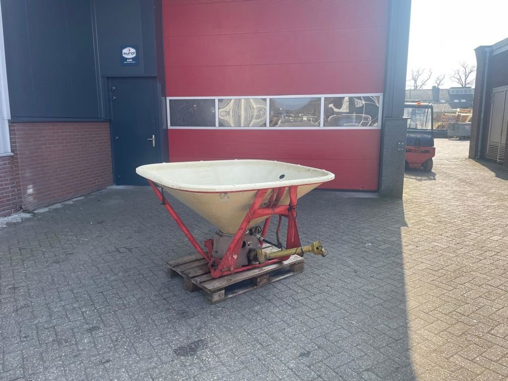 Düngerstreuer of the type Vicon PS 604, Gebrauchtmaschine in MARIENHEEM (Picture 2)