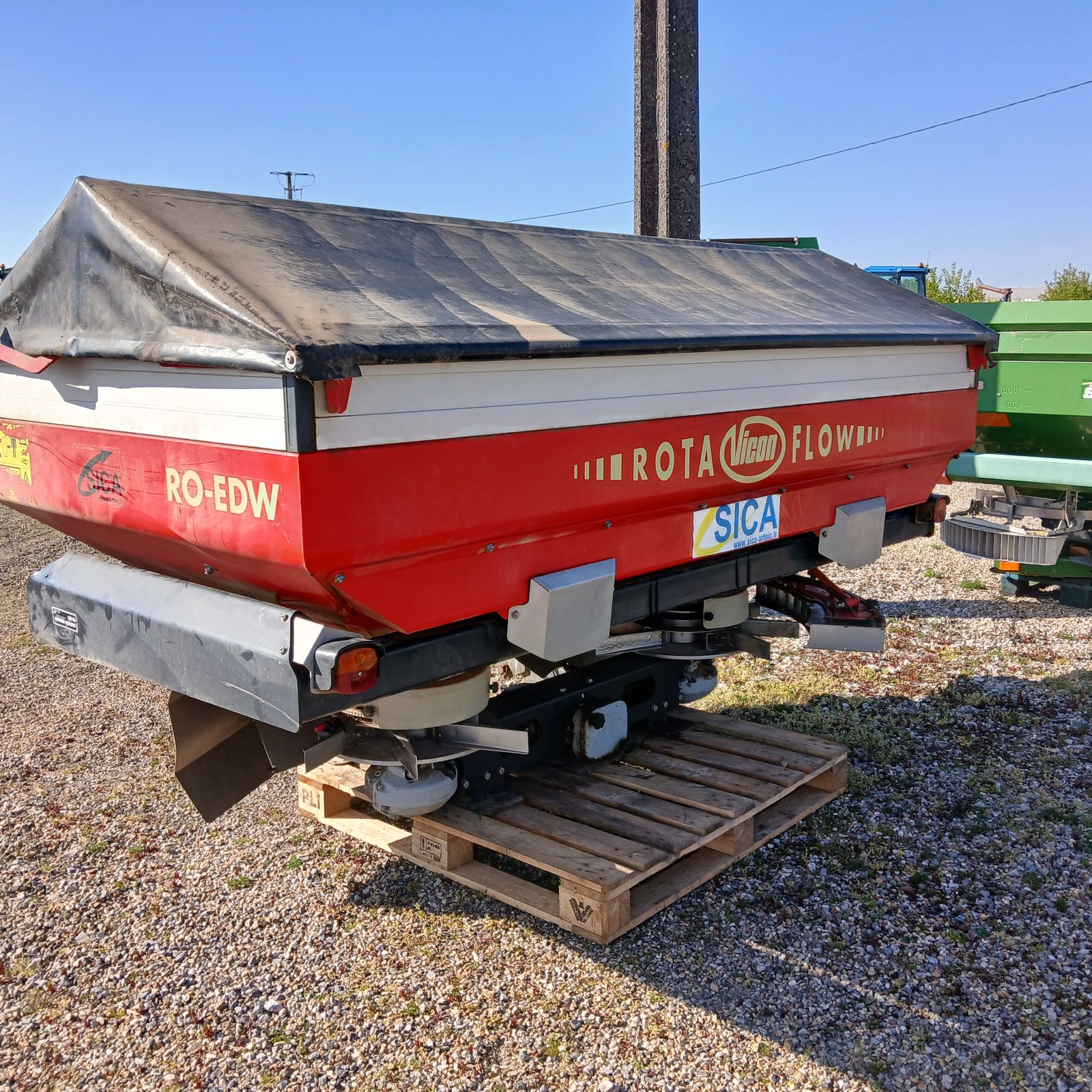 Düngerstreuer типа Vicon RO-EDW, Gebrauchtmaschine в HERLIN LE SEC (Фотография 2)
