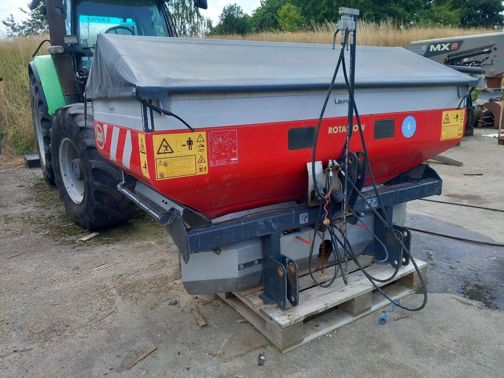 Düngerstreuer des Typs Vicon RO-M 1550, Gebrauchtmaschine in BRECE (Bild 1)