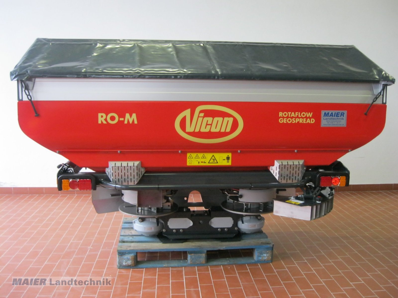 Düngerstreuer des Typs Vicon RO-M GEOSPREAD, Neumaschine in Dieterskirchen (Bild 1)