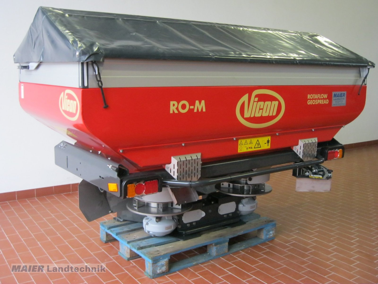 Düngerstreuer des Typs Vicon RO-M GEOSPREAD, Neumaschine in Dieterskirchen (Bild 2)
