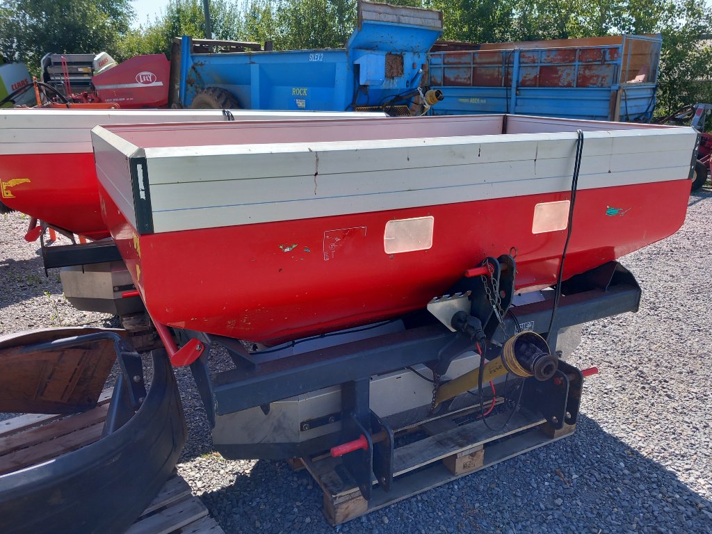 Düngerstreuer typu Vicon RO-M, Gebrauchtmaschine v Calmont (Obrázek 7)