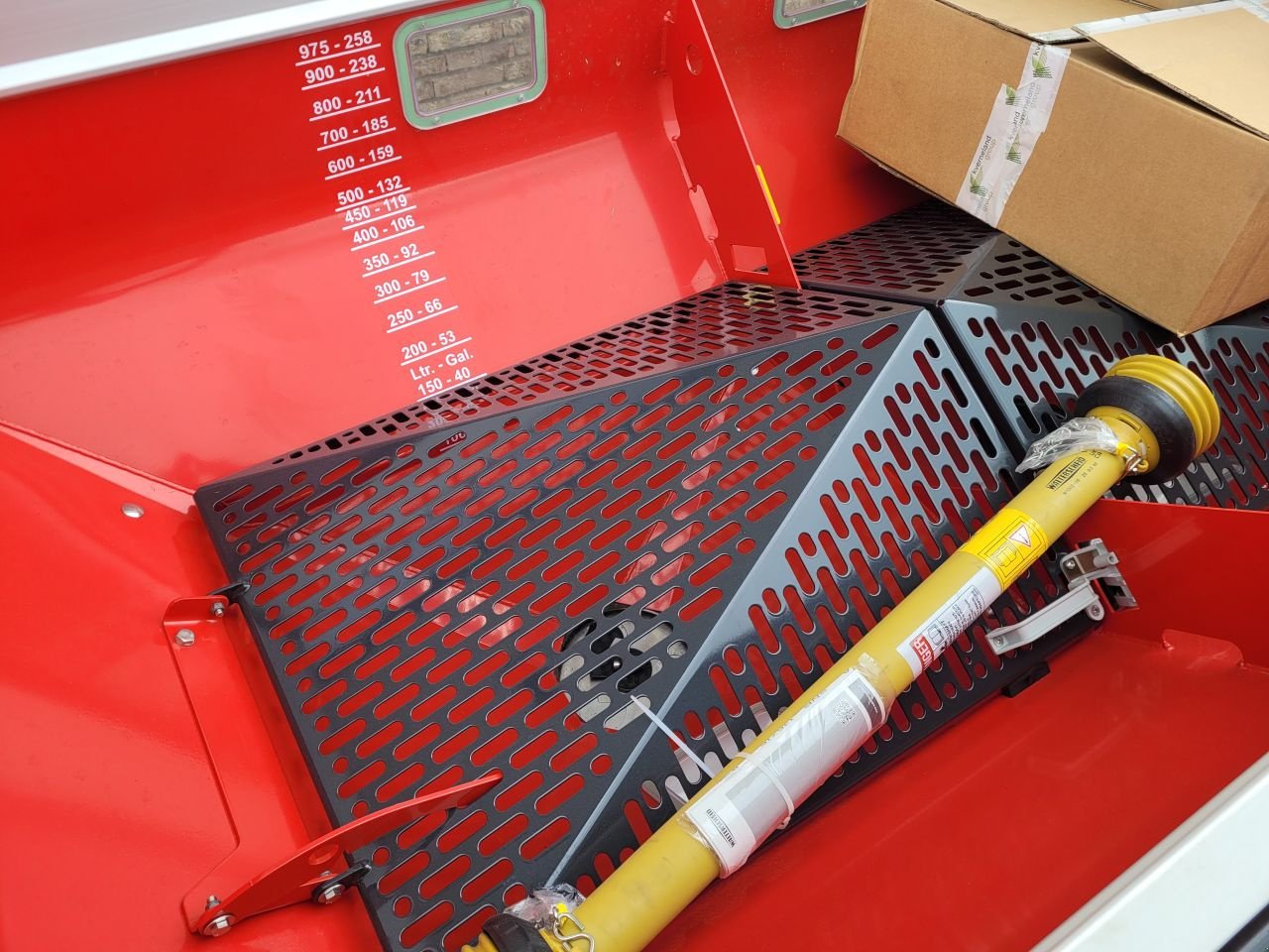 Düngerstreuer des Typs Vicon RO-M, Neumaschine in Houten (Bild 5)