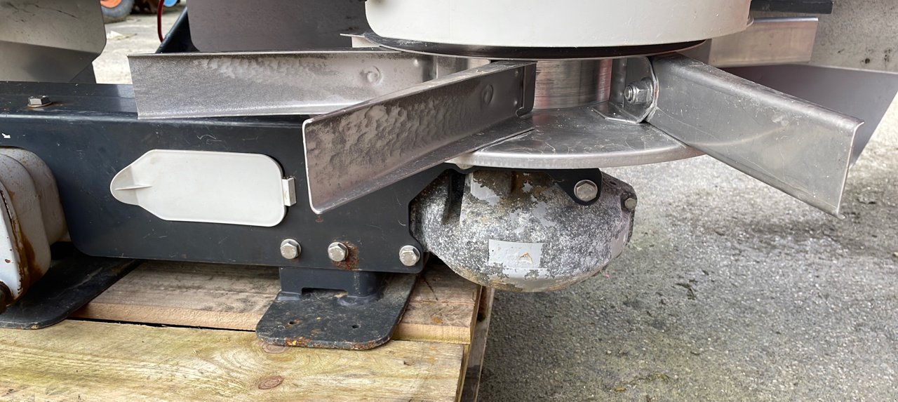 Düngerstreuer tipa Vicon RO-XL, Gebrauchtmaschine u PASSAIS LA CONCEPTION (Slika 11)