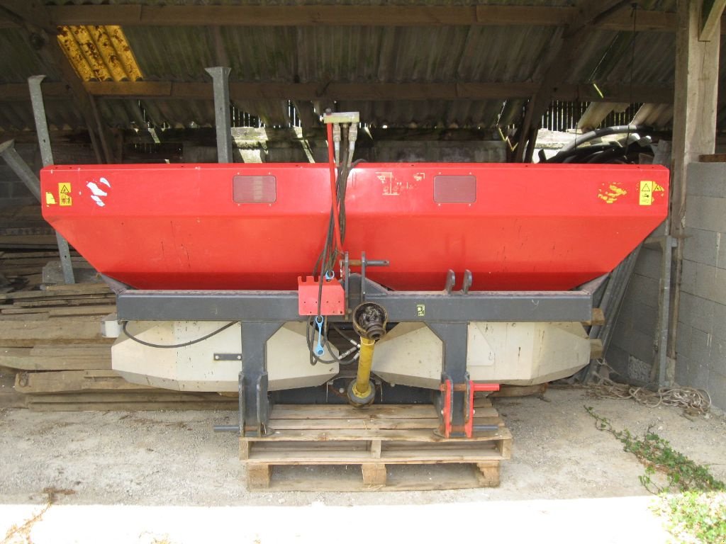 Düngerstreuer типа Vicon RS-XL 1650, Gebrauchtmaschine в BRECE (Фотография 3)