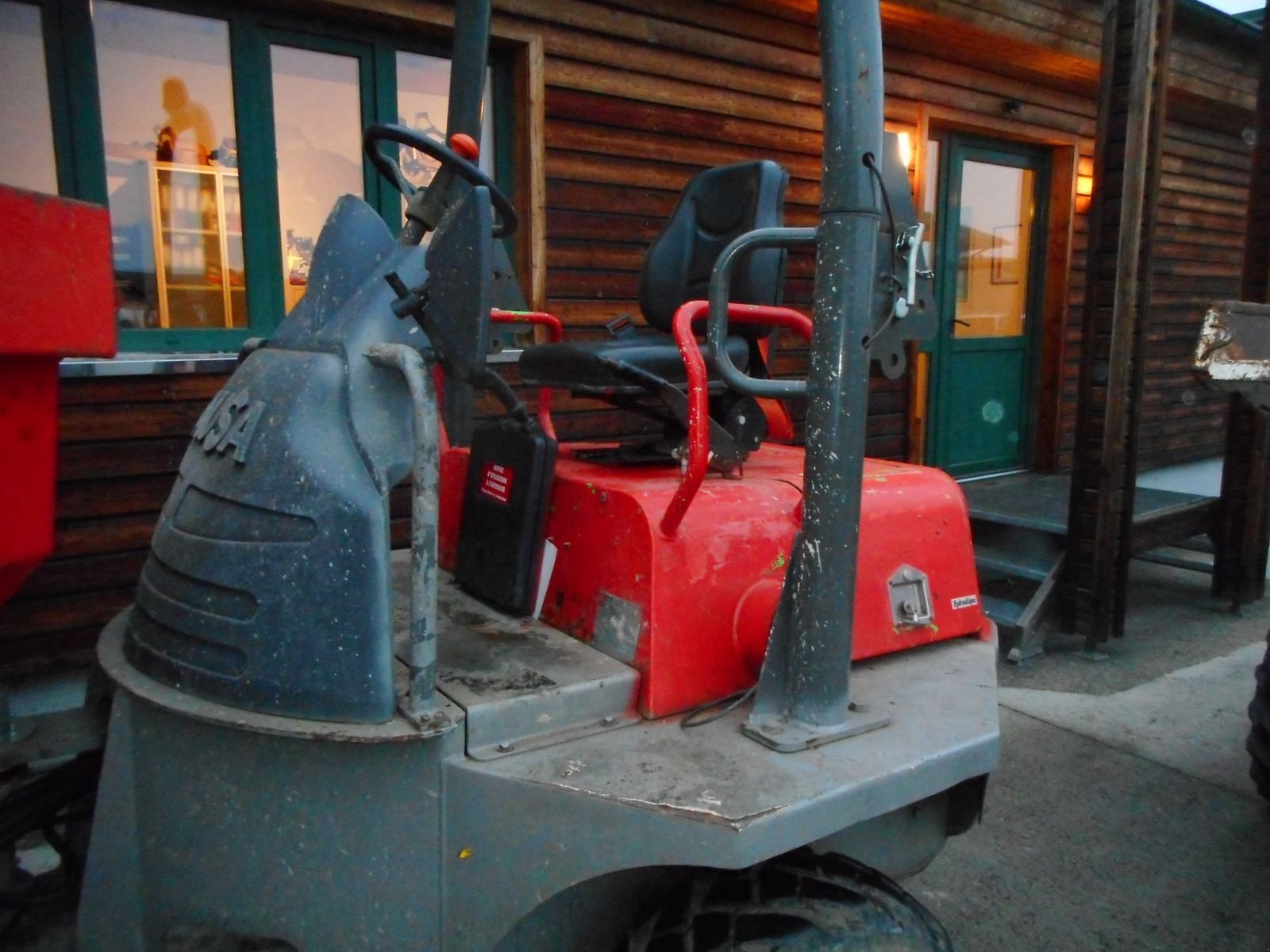 Dumper des Typs Ausa D250AHG Diesel Allrad Drehmulde ( 2,5NL - 2,65EG, Gebrauchtmaschine in St. Nikolai ob Draßling (Bild 8)