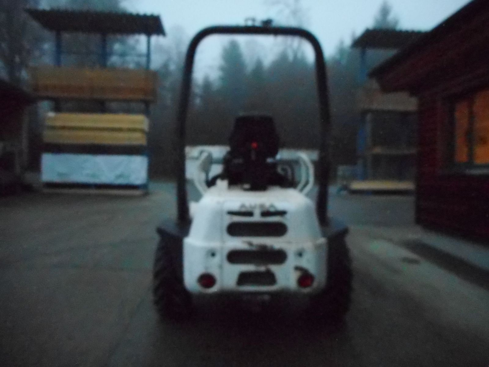 Dumper des Typs Ausa D350AHG mit Drehmulde ( 3,58t NL u. 2,76t EG ), Gebrauchtmaschine in St. Nikolai ob Draßling (Bild 3)