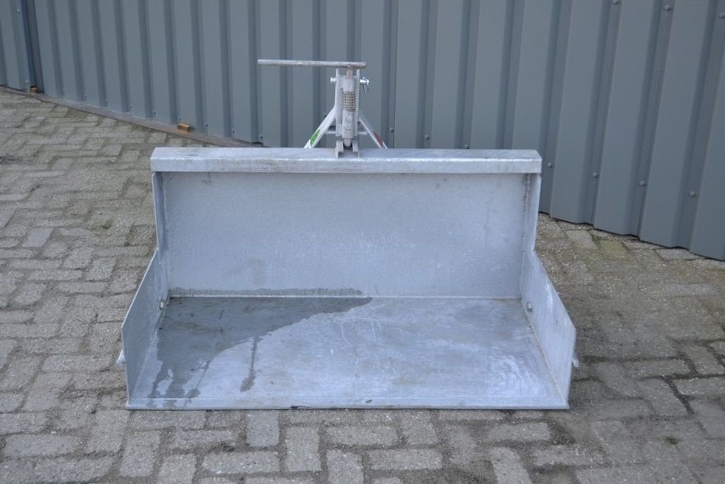 Dumper des Typs Boxer galvaniseerd 1 / 1.2 m, Neumaschine in Neer (Bild 2)