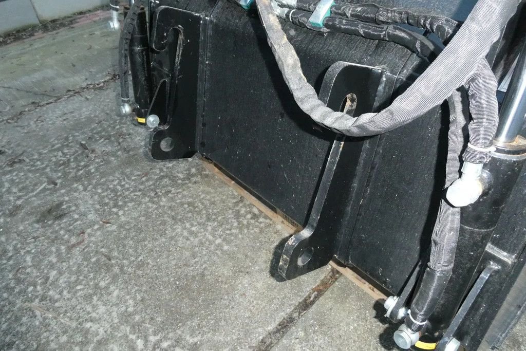 Dumper of the type Boxer PB120W Pelikaanbak, Neumaschine in Losdorp (Picture 4)