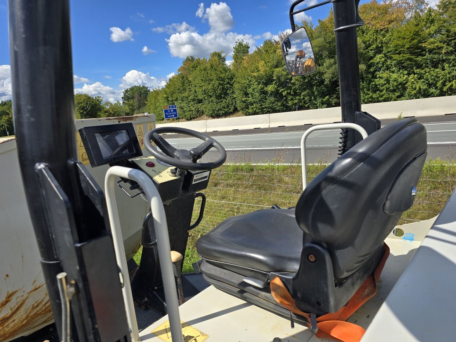 Dumper des Typs Mecalac TA6s, Gebrauchtmaschine in Gabersdorf (Bild 4)