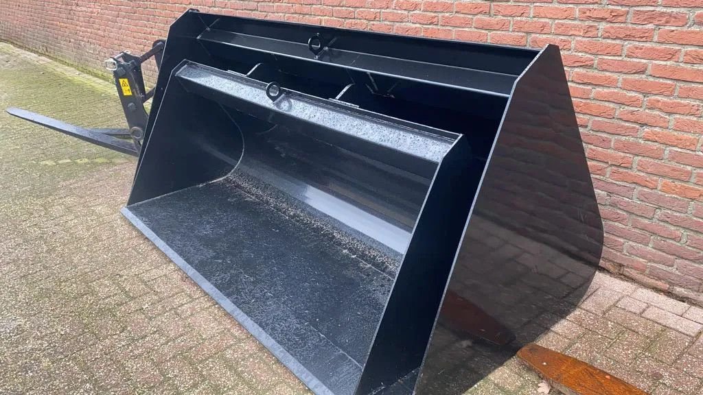 Dumper типа Sonstige Diversen gebruikte aanbouwdelen grondbakken volumebakken manitou, Gebrauchtmaschine в Harskamp (Фотография 2)