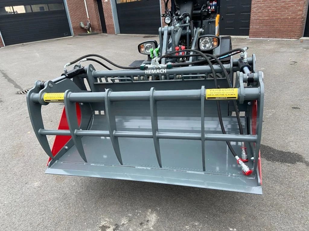 Dumper tip Sonstige Giant Puinbak met bovenklem, Pelikaanbak, Volumebak, Balenklem en Mest, Neumaschine in HA (Poză 1)