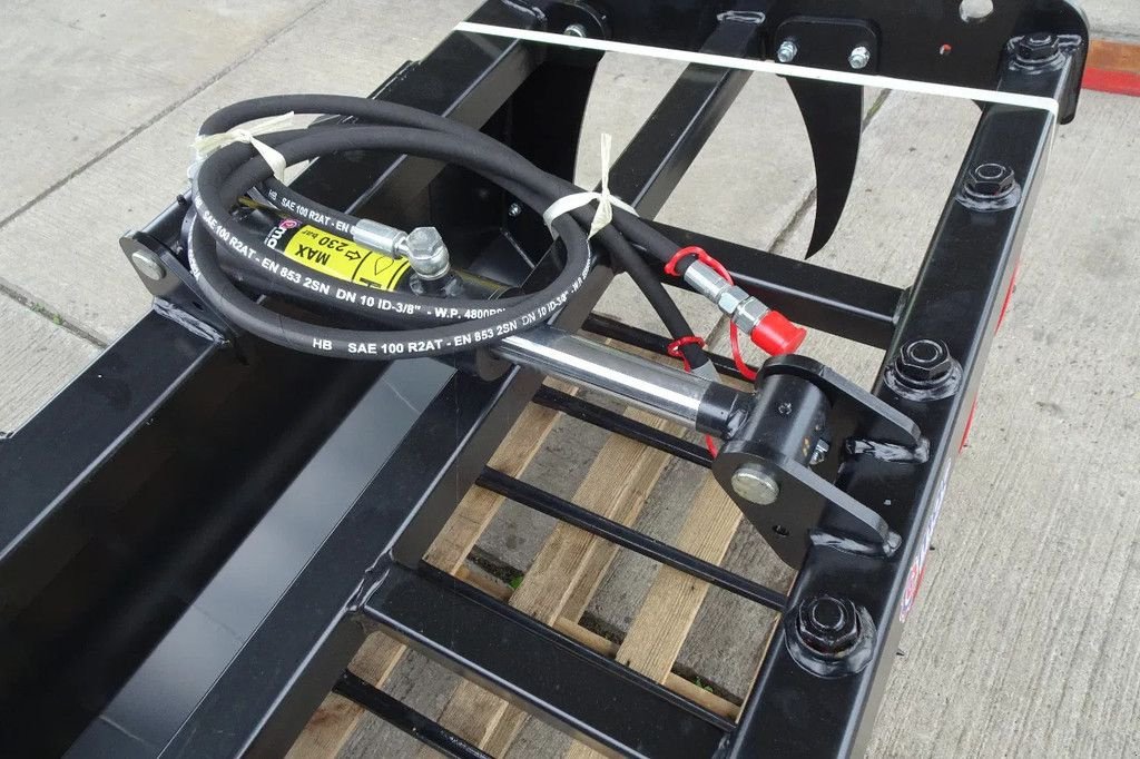 Dumper of the type Sonstige Qmac Mestklem, Neumaschine in Losdorp (Picture 6)