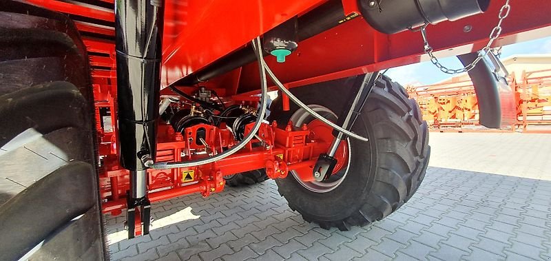 Dungstreuer of the type Annaburger HTS 21H.04, Neumaschine in Annaburg (Picture 15)