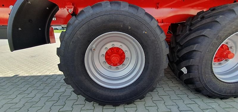 Dungstreuer of the type Annaburger HTS 21H.04, Neumaschine in Annaburg (Picture 11)