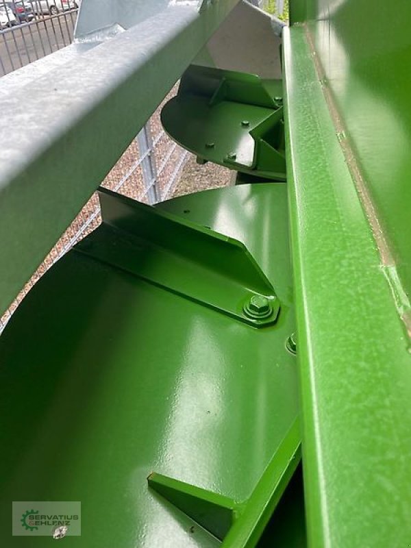 Dungstreuer of the type Bergmann TSW 2140 E Vorfürmaschine Eingesetzt, Neumaschine in Prüm-Dausfeld (Picture 3)