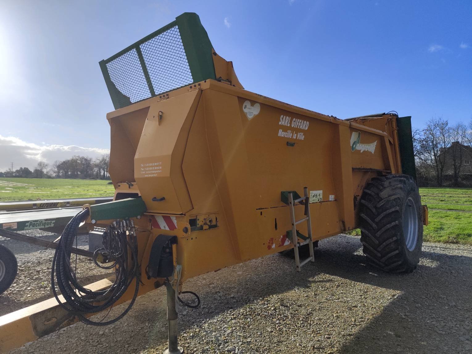 Dungstreuer of the type Dangreville EPANDEUR, Gebrauchtmaschine in Le Horps (Picture 4)