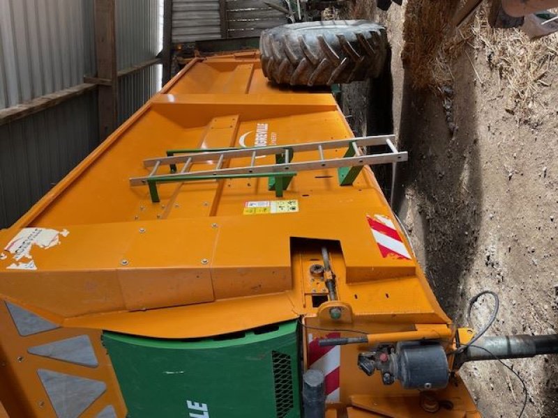 Dungstreuer typu Dangreville EV11, Gebrauchtmaschine v les hayons (Obrázek 2)